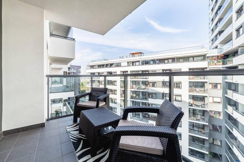 Stylowy Apartament Centrum Warszawy Z Tarasem Varsovia Exterior foto